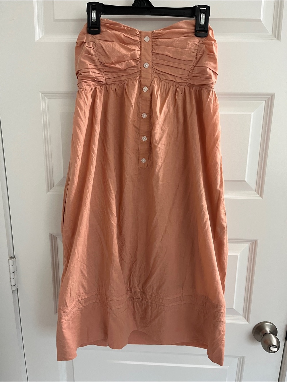 To the Max Strapless Button-Front Sundress
